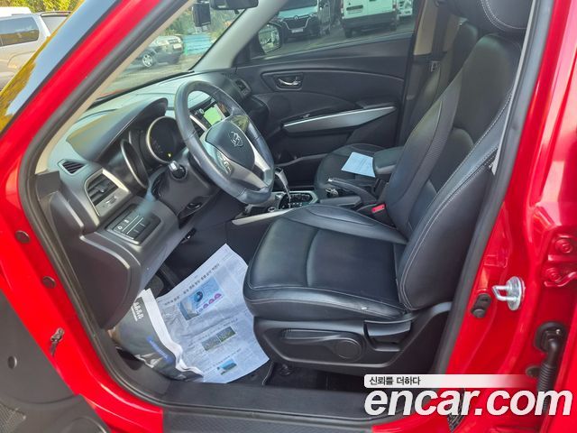 KG Mobility (SsangYong) Tivoli Diesel VX 2WD 2016 — фото 5