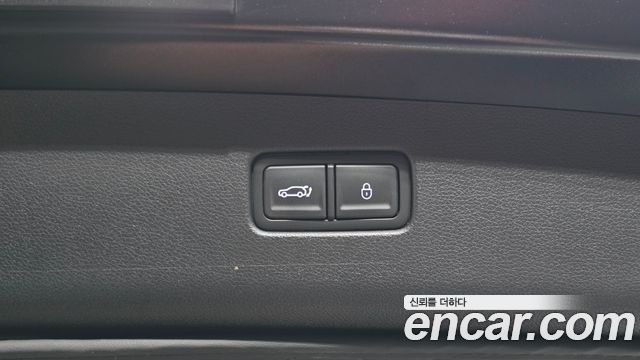 Genesis GV70 2.5T Gasoline AWD 2025 — фото 16