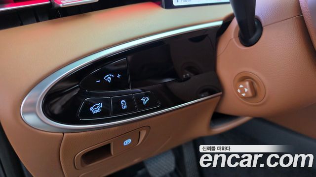 Genesis GV70 2.5T Gasoline AWD 2025 — фото 19