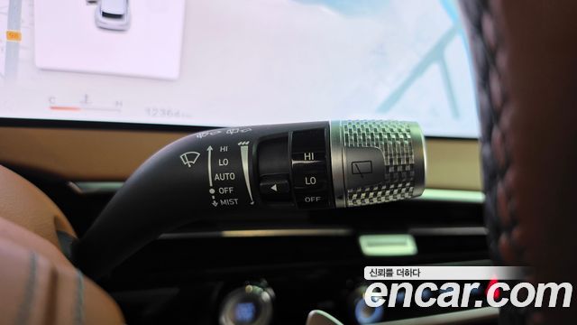 Genesis GV70 2.5T Gasoline AWD 2025 — фото 20