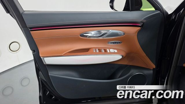 Genesis GV70 2.5T Gasoline AWD 2025 — фото 24