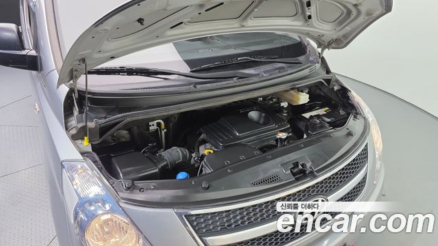 Hyundai Grand Starex 3-Seater VAN CVX Luxury 2014 — фото 6