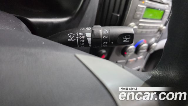 Hyundai Grand Starex 3-Seater VAN CVX Luxury 2014 — фото 16