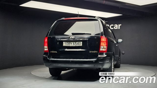 Kia Carnival R New Carnival Limousine President 2013 — фото 4