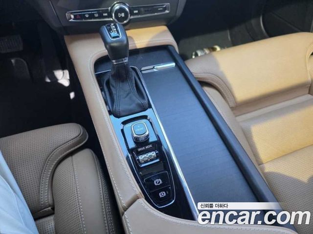 Volvo V90 Cross Country D5 PRO AWD 2017 — фото 15