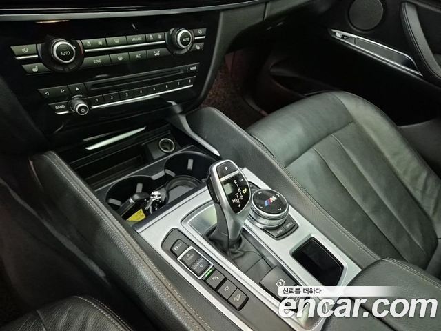 BMW X6 (F16) xDrive 30d 2017 — фото 8