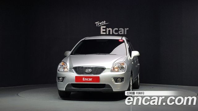 Kia Carens LPI 2.0 GX Deluxe 2011 — фото 3