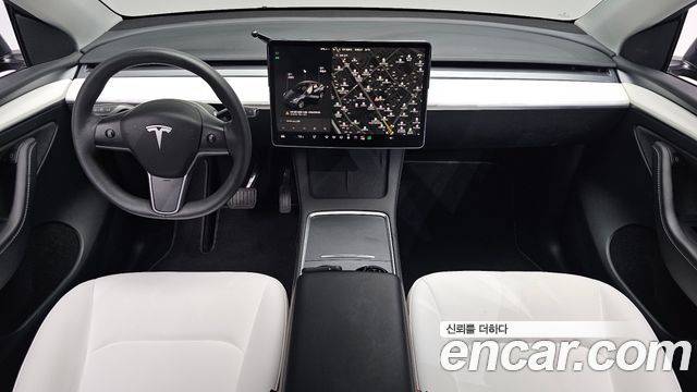 Tesla Model Y Long Range AWD 2023 — фото 7