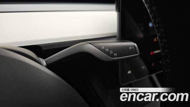 Tesla Model Y Long Range AWD 2023 — фото 9