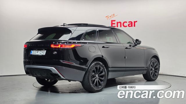 Land Rover Range Rover Velar 3.0 D300 R-Dynamic SE 2018 — фото 2