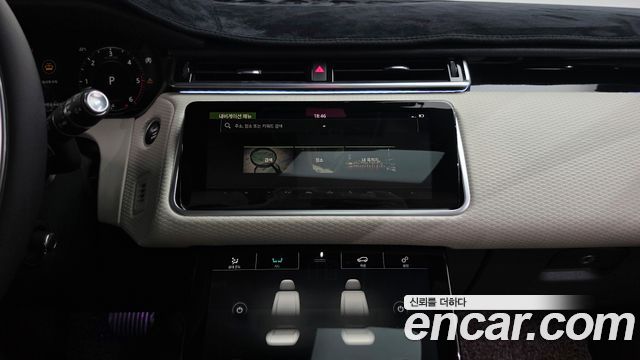Land Rover Range Rover Velar 3.0 D300 R-Dynamic SE 2018 — фото 12