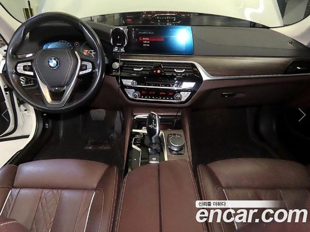 BMW 5 Series (G30) 530i xDrive Luxury Plus 2019 — фото 10
