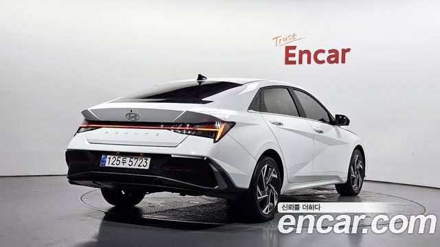 Hyundai Avante (CN7) 1.6 Inspiration 2024 — фото 2