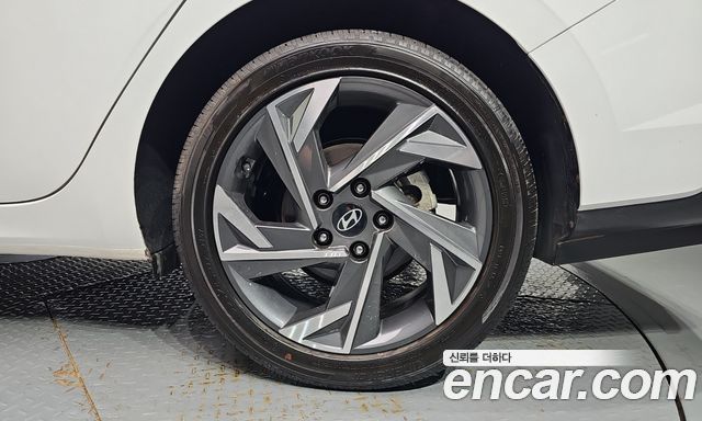 Hyundai Avante (CN7) 1.6 Inspiration 2024 — фото 21