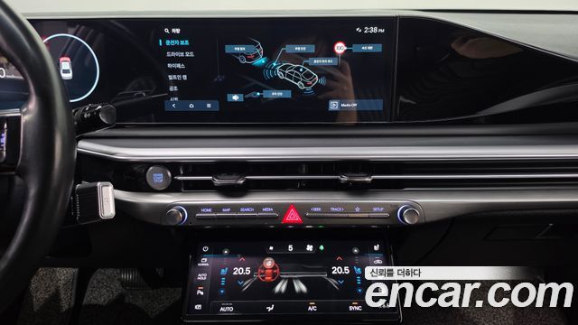 Hyundai Grandeur (GN7) 3.5 LPG 2WD (Taxi) Deluxe 2023 — фото 12