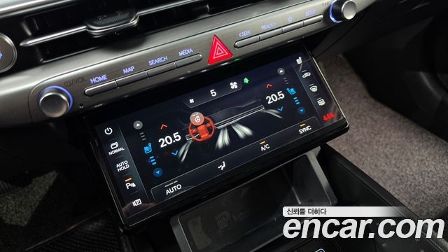 Hyundai Grandeur (GN7) 3.5 LPG 2WD (Taxi) Deluxe 2023 — фото 15