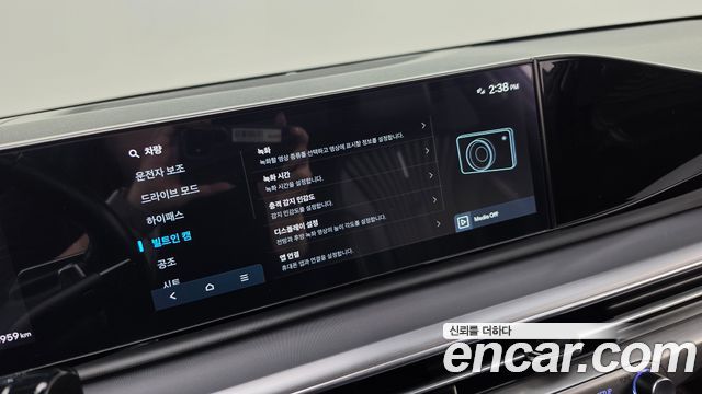 Hyundai Grandeur (GN7) 3.5 LPG 2WD (Taxi) Deluxe 2023 — фото 19
