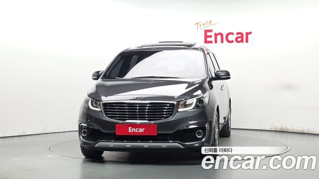 Kia Carnival 9-seater Noblesse 2017 — фото 3