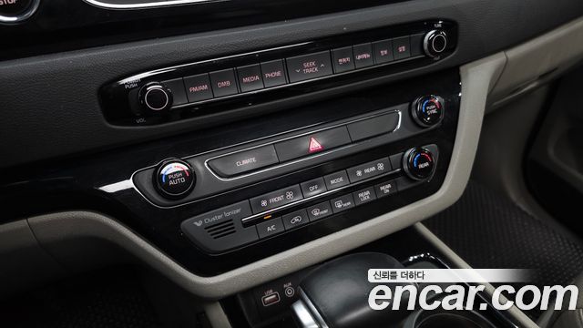 Kia Carnival 9-seater Noblesse 2017 — фото 17