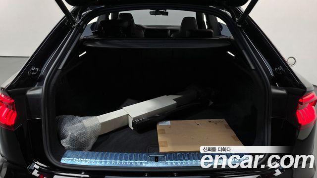 Audi Q8 (4M) 55 TFSI Quattro Premium 2021 — фото 18