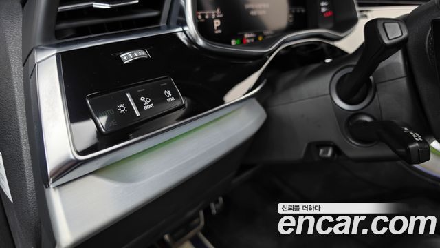 Audi Q8 (4M) 55 TFSI Quattro Premium 2021 — фото 20