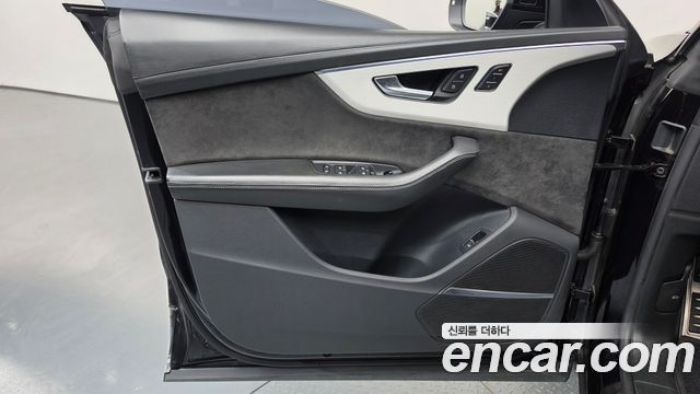 Audi Q8 (4M) 55 TFSI Quattro Premium 2021 — фото 24