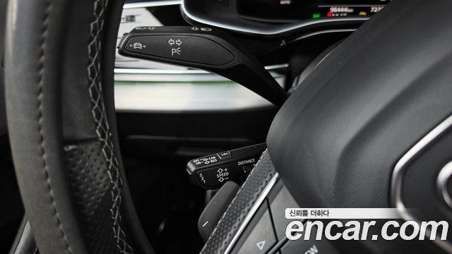 Audi Q8 (4M) 55 TFSI Quattro Premium 2021 — фото 27