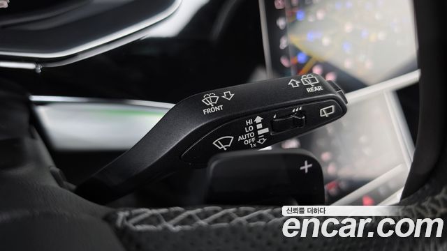 Audi Q8 (4M) 55 TFSI Quattro Premium 2021 — фото 28