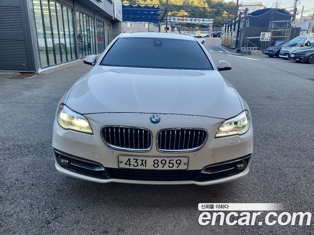 BMW 5 Series (F10) 520d Luxury Plus 2015 — фото 3
