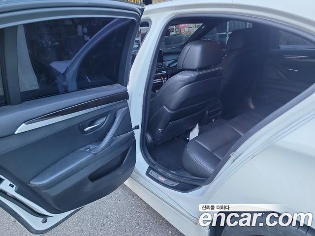 BMW 5 Series (F10) 520d Luxury Plus 2015 — фото 18