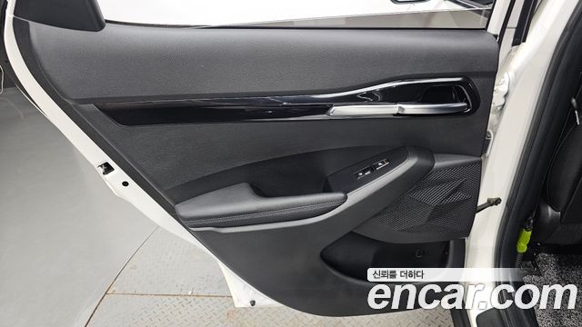 Kia Seltos Gasoline 1.6 Turbo 2WD Signature 2021 — фото 25