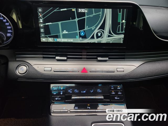 Hyundai Grandeur (IG) 3.0 LPi Rent Car Modern 2022 — фото 17