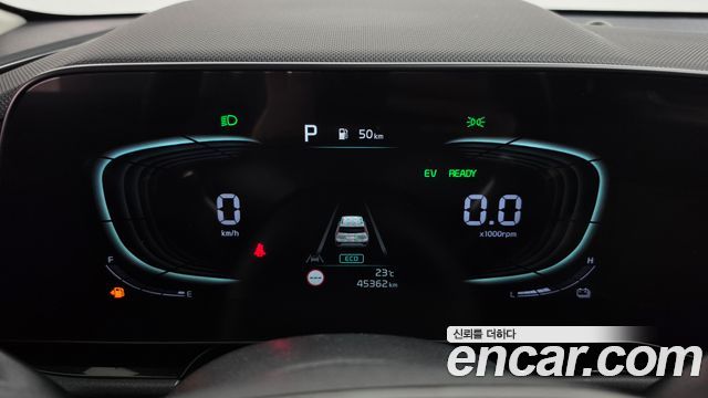 Kia Niro Prestige 2022 — фото 8