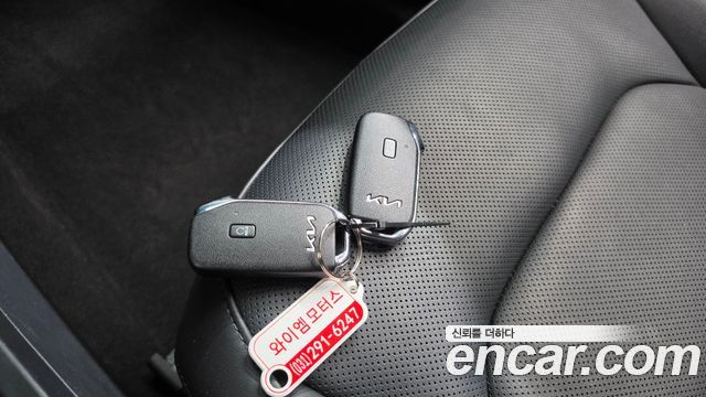 Kia Niro Prestige 2022 — фото 18