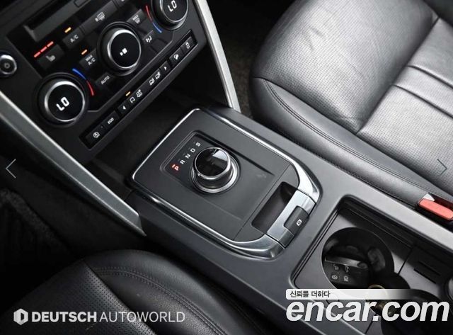 Land Rover Discovery Sport 2.0 TD4 SE 2019 — фото 9