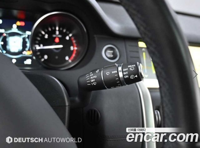Land Rover Discovery Sport 2.0 TD4 SE 2019 — фото 21