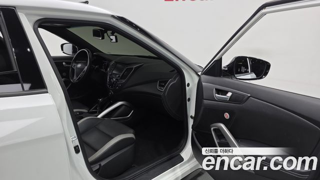 Hyundai Veloster 1.6 Turbo D Spec 2017 — фото 11