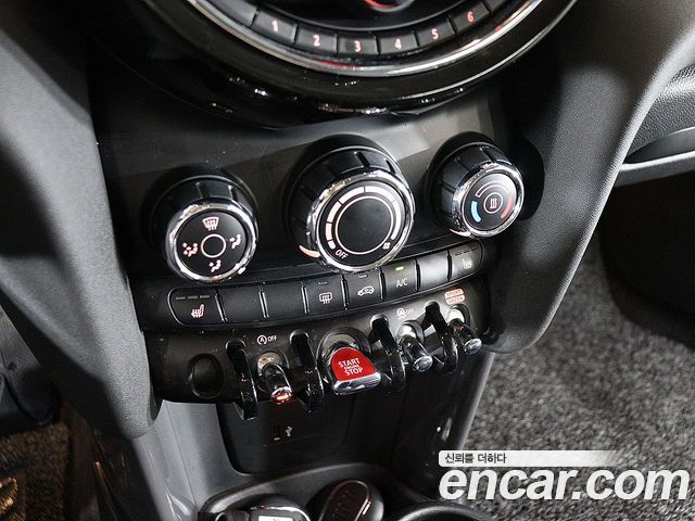 MINI Cooper 5Door Standard 3rd 2020 — фото 21