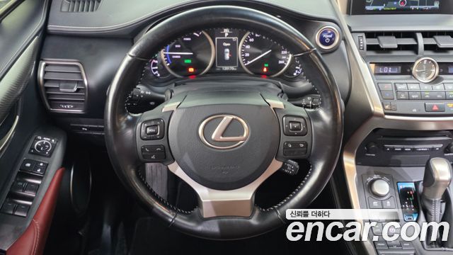 Lexus NX300h Supreme 2017 — фото 13