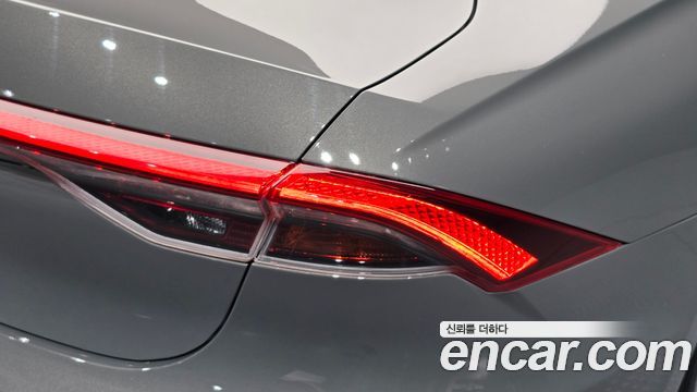Hyundai Grandeur Hybrid (IG) Le Blanc 2022 — фото 23