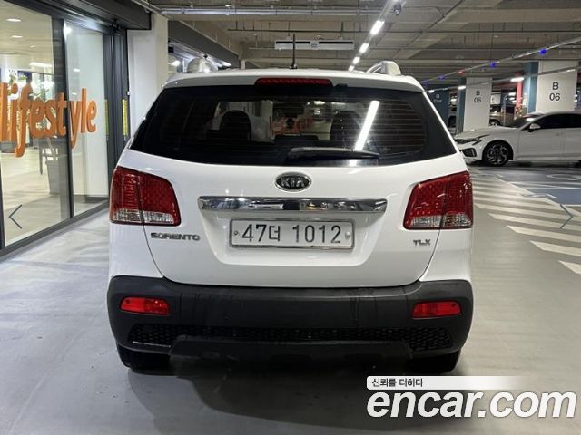 Kia Sorento R Diesel 2.0 2WD TLX Deluxe 2012 — фото 5