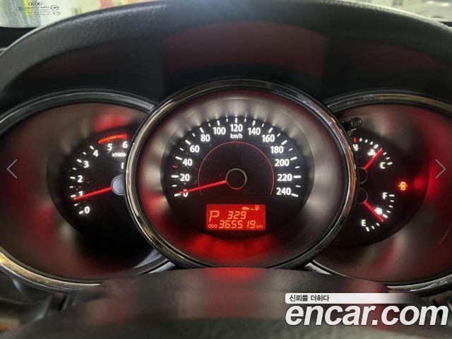 Kia Sorento R Diesel 2.0 2WD TLX Deluxe 2012 — фото 16