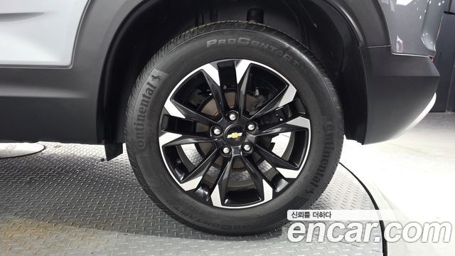 Chevrolet Trailblazer 1.3 Turbo 2WD Premier 2022 — фото 21