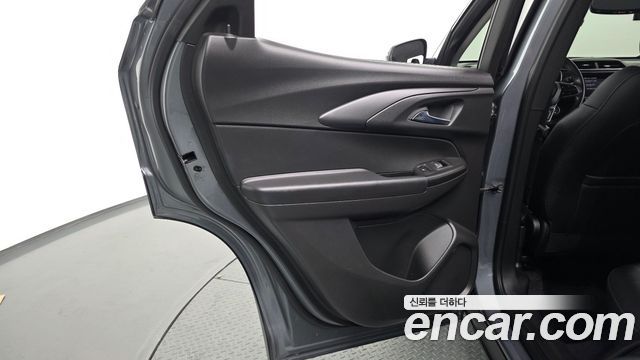 Chevrolet Trailblazer 1.3 Turbo 2WD Premier 2022 — фото 25