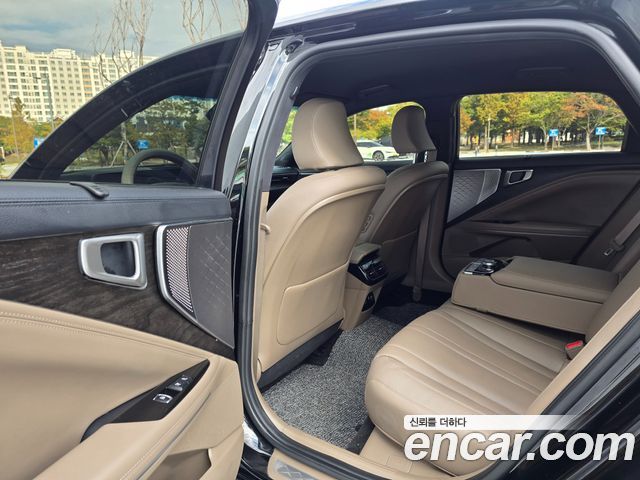 Kia K8 2.5 Gasoline 2WD Noblesse 2022 — фото 19