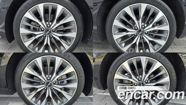 Kia K8 2.5 Gasoline 2WD Noblesse 2022 — фото 24