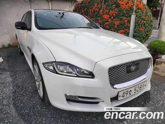 Jaguar XJ 3.0D Premium Luxury LWB X351