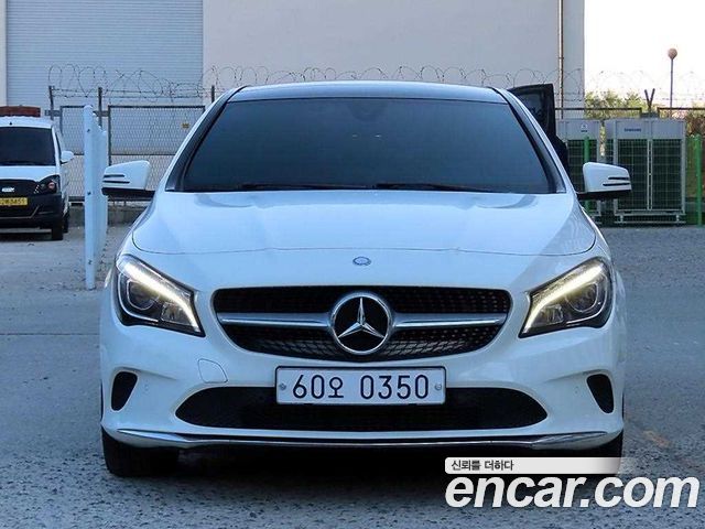 Mercedes-Benz CLA-Class (C117) CLA250 4MATIC