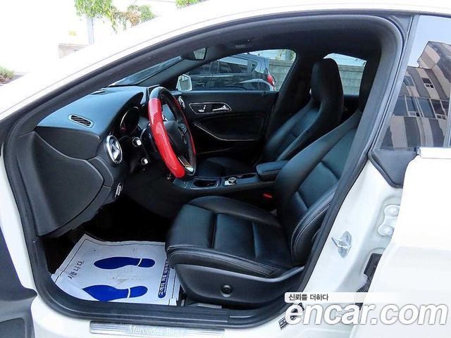 Mercedes-Benz CLA-Class (C117) CLA250 4MATIC 2017 — фото 5