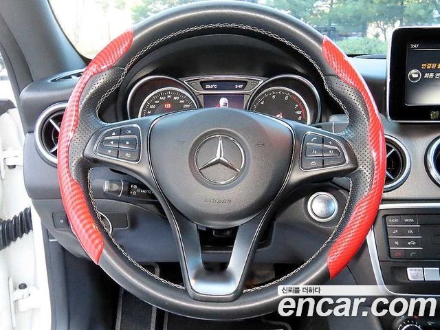 Mercedes-Benz CLA-Class (C117) CLA250 4MATIC 2017 — фото 8